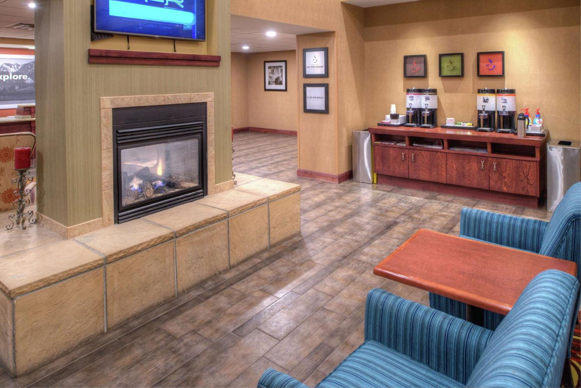 Hampton Inn & Suites Rifle Luaran gambar