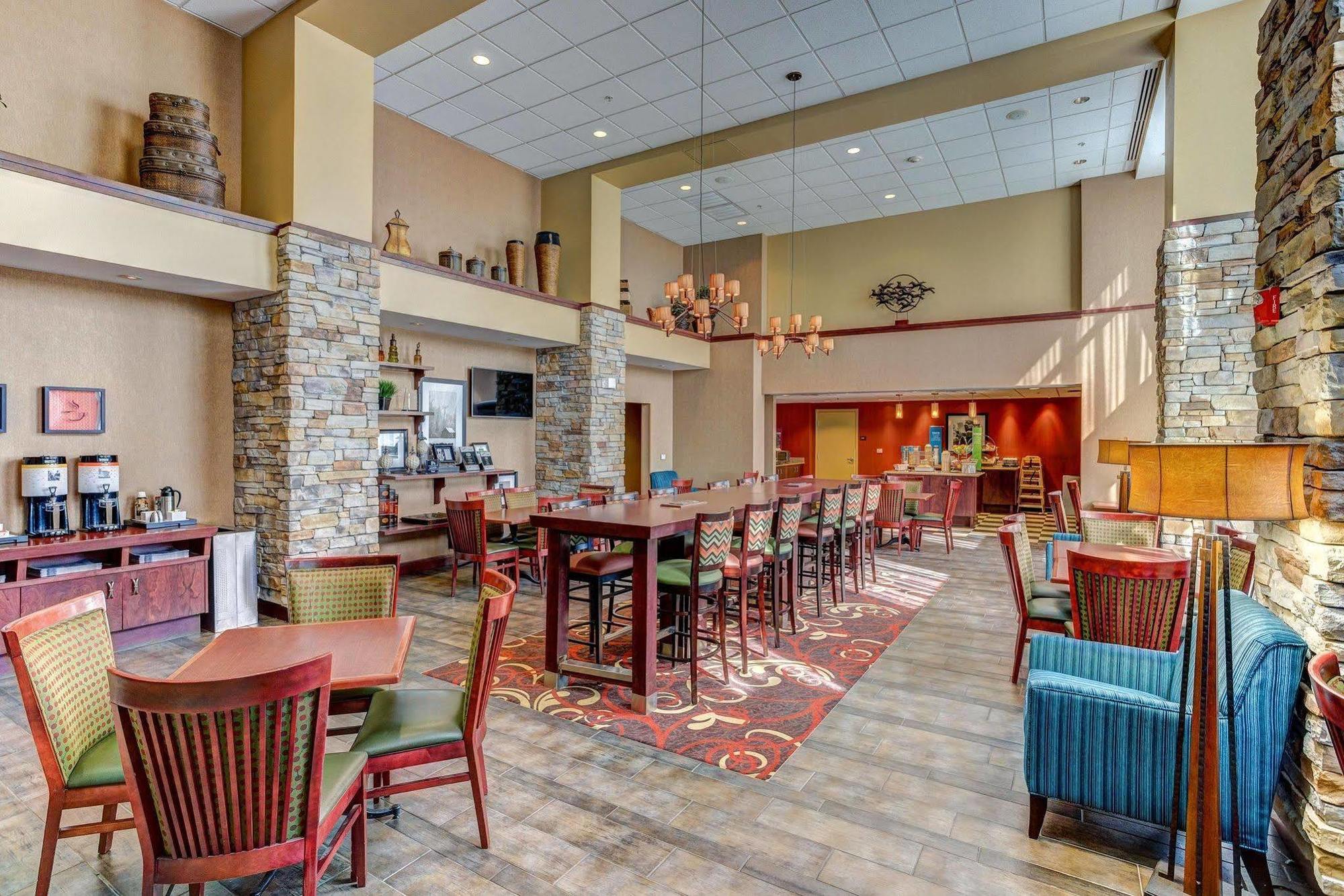 Hampton Inn & Suites Rifle Luaran gambar