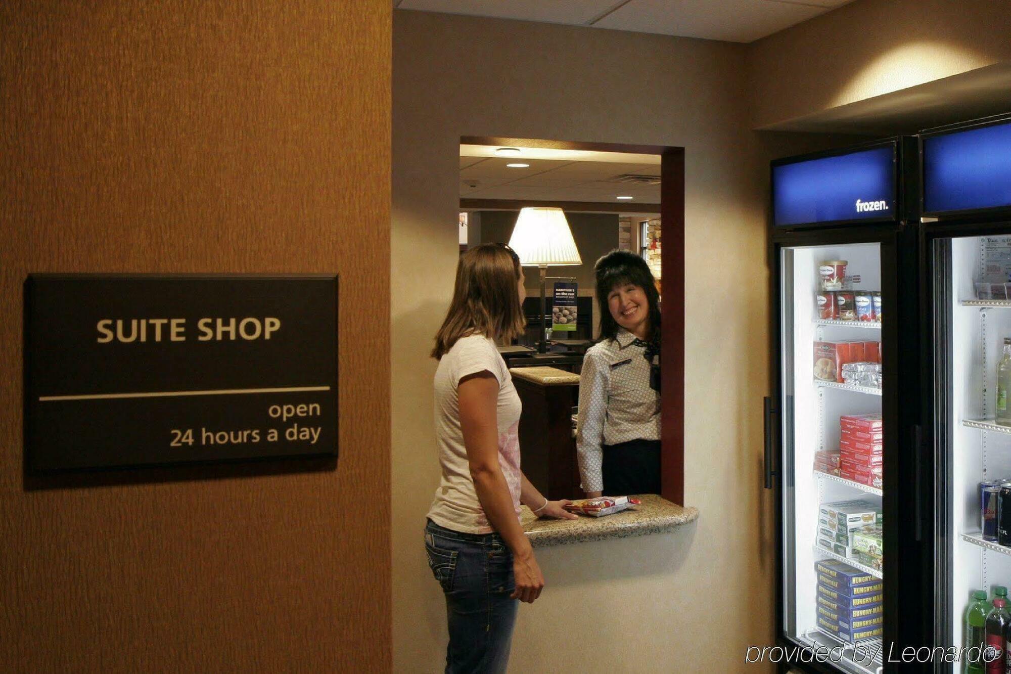 Hampton Inn & Suites Rifle Kemudahan gambar