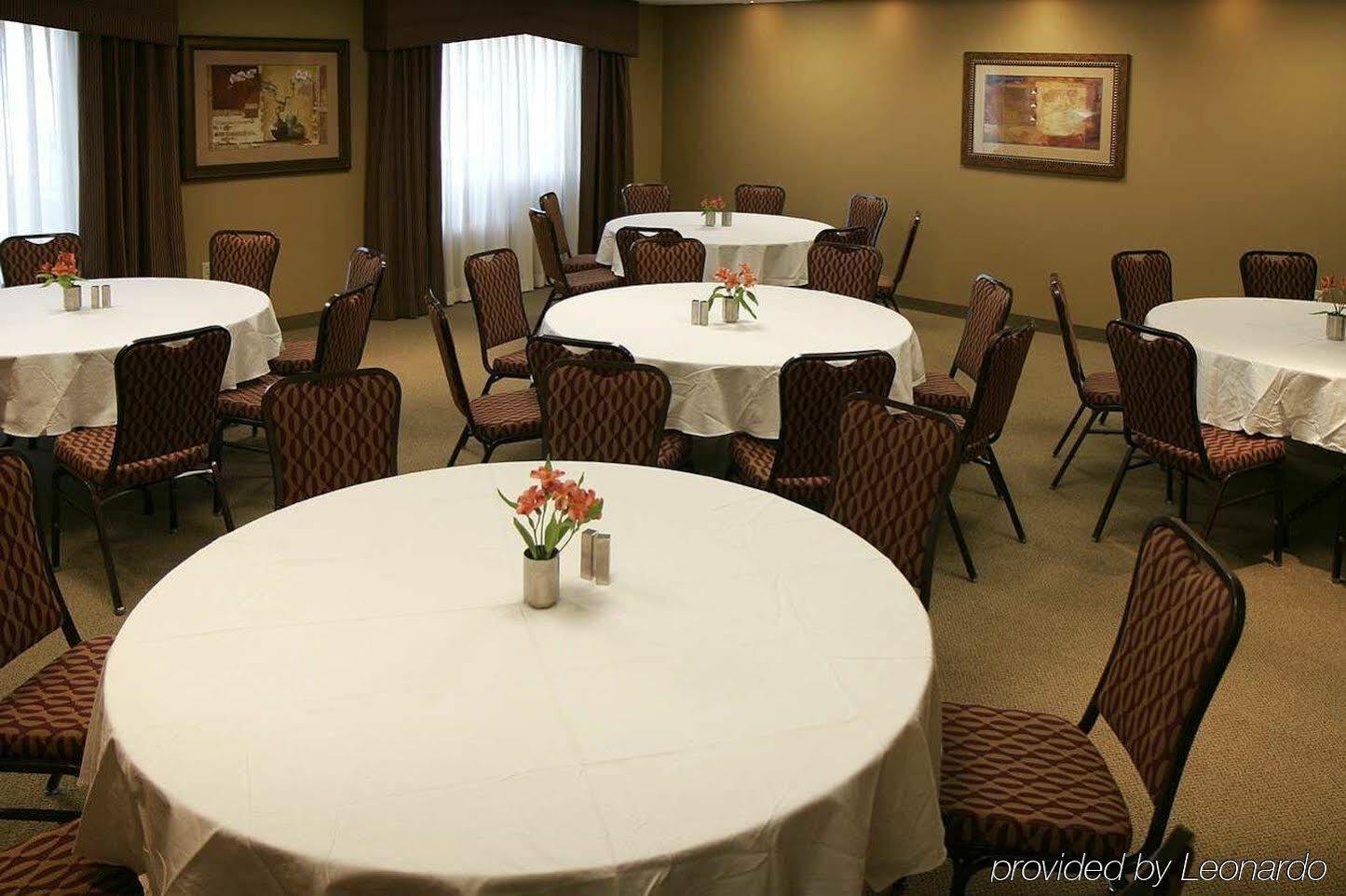 Hampton Inn & Suites Rifle Kemudahan gambar
